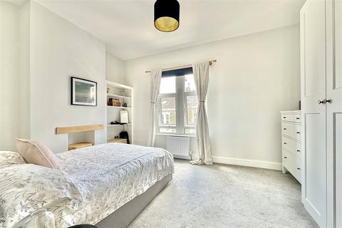 36 Avondale Road, Bath, BA1 3EG