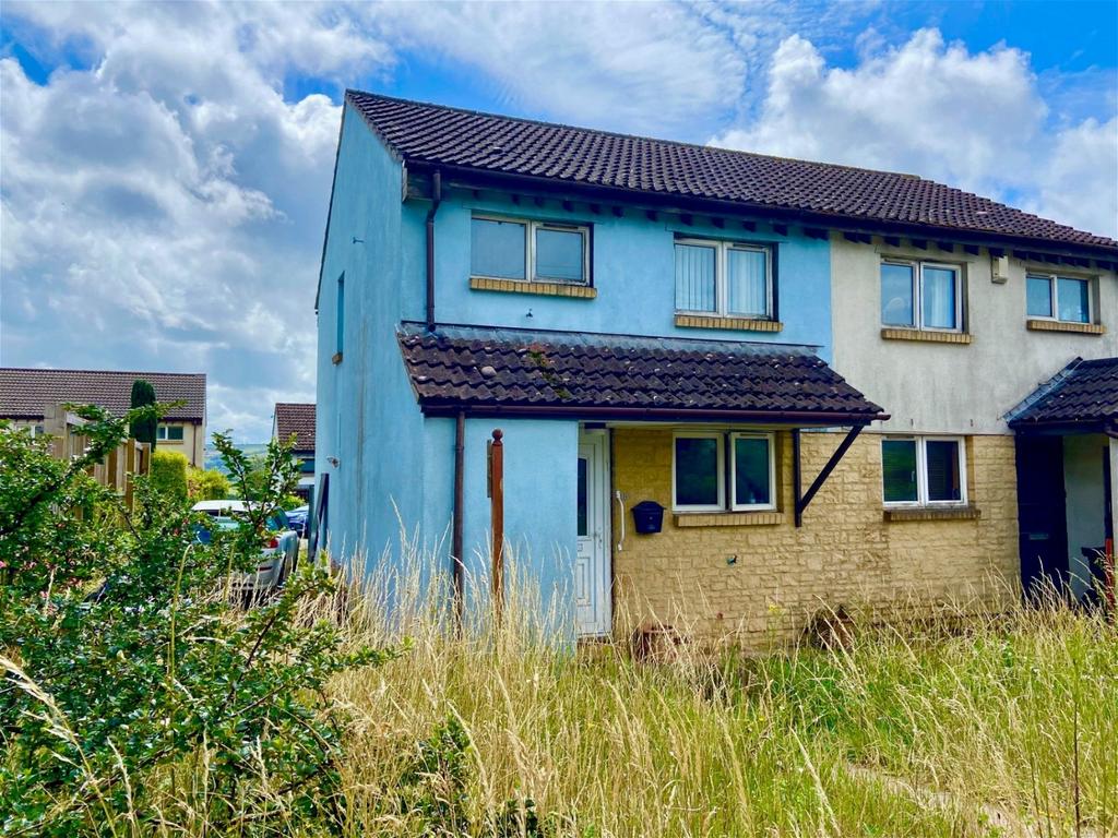 Church Court, Redhill 3 bed semidetached house for sale £260,000