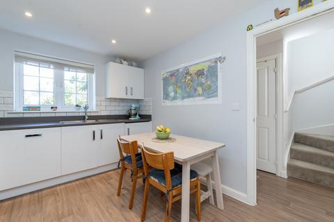 16 Harold Close, Ottery St Mary, EX11 1FX