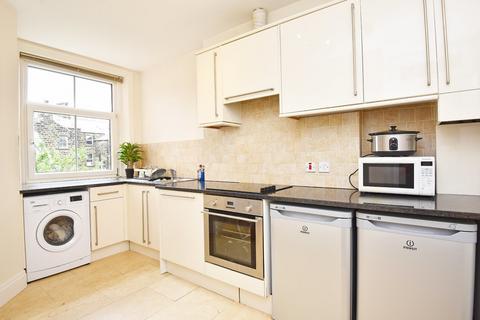 Flat 2, 14 Alexandra Road, Harrogate, HG1 5JS