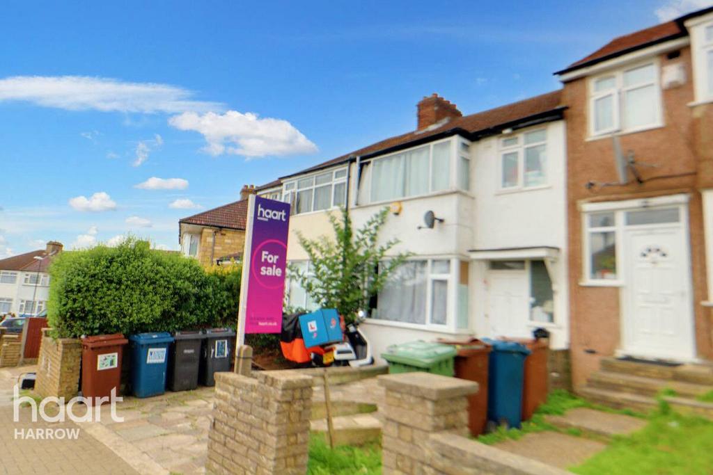 dale Avenue, Edgware 3 bed semidetached house for sale £600,000