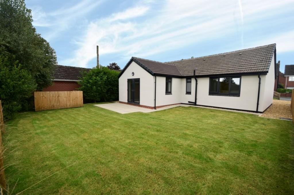 Bronington, Whitchurch 2 bed detached bungalow for sale £330,000