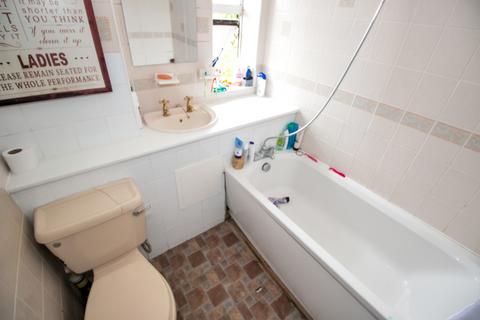 2 bedroom apartment for sale, Wulwards Close, Luton, LU1 5LR