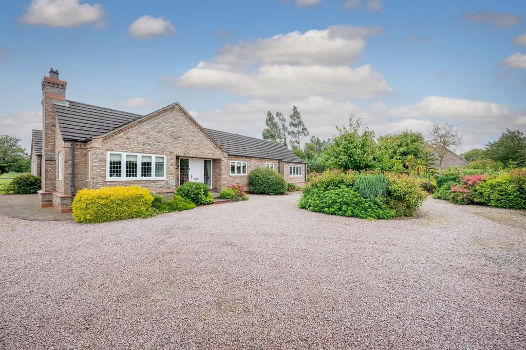 Tydd St. Giles 4 bed detached bungalow for sale - £615,000