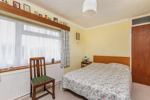 8 Hillside Road, Winchester, SO22 5NW