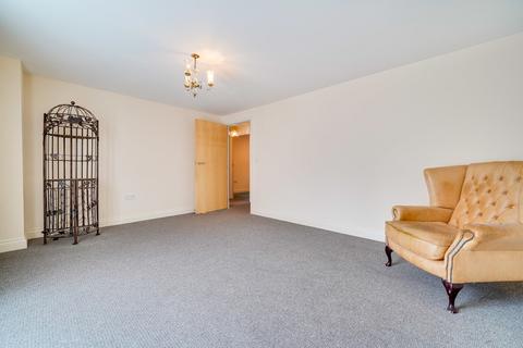 2 bedroom ground floor flat for sale - Stamford Yard, Royston