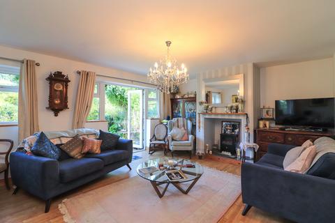 98 Heath Croft Road, Sutton Coldfield, B75 6NQ