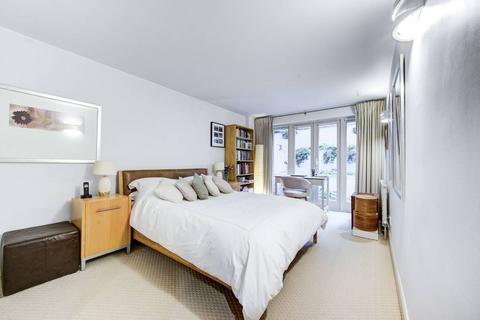 2 bedroom flat for sale, Earls Court Square, Earls Court, London, SW5