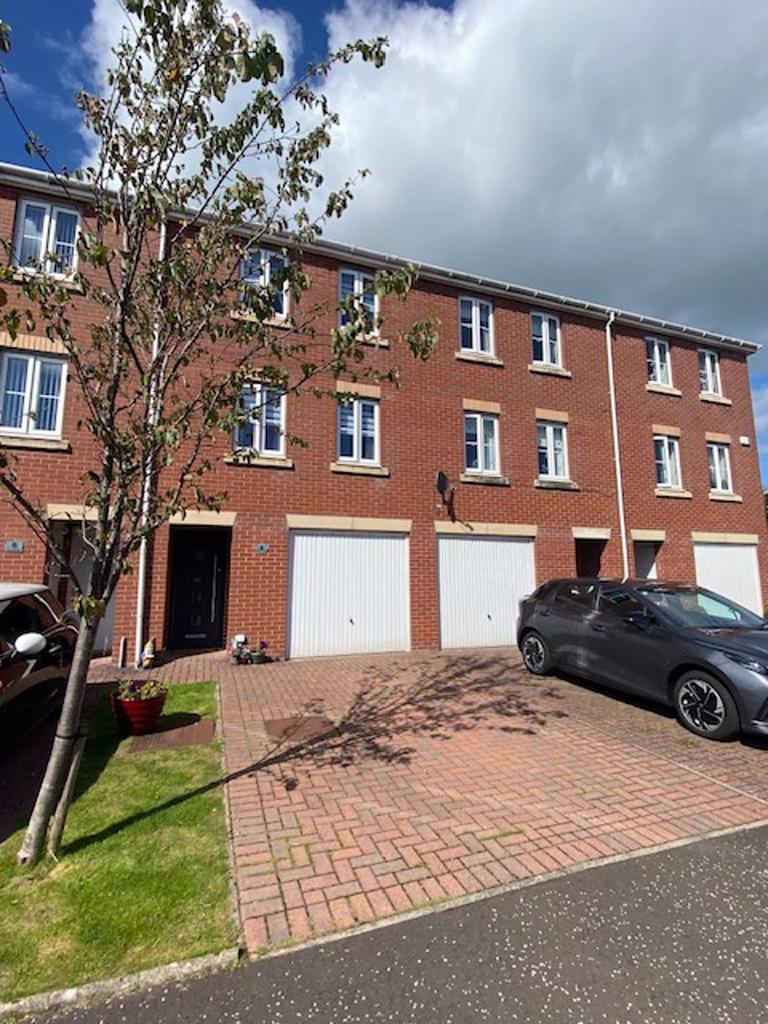 Auchenkist Place, Kilwinning 4 bed townhouse for sale £180,000