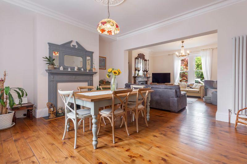 Woodbine Road, Gosforth, Newcastle... 4 bed terraced house £2,500 pcm