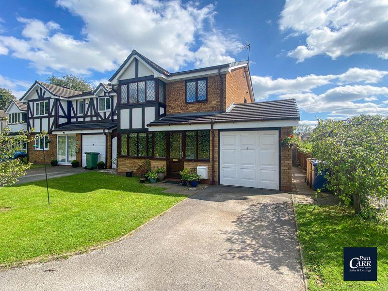 Salisbury Drive, Heath Hayes, WS12 3YW 4 bed detached house £340,000