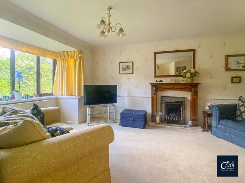 Salisbury Drive, Heath Hayes, WS12 3YW 4 bed detached house £340,000