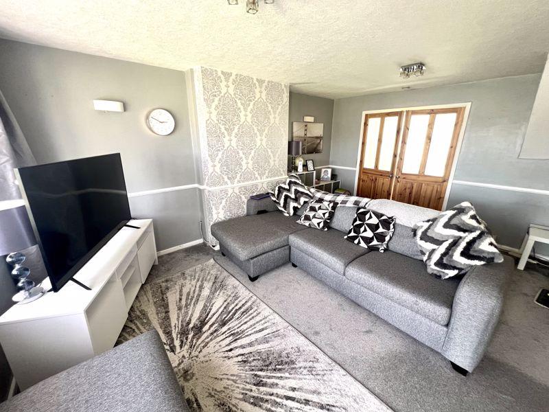 Park Farm Road, Great Barr, Birmingham B43 7QJ 3 bed semidetached