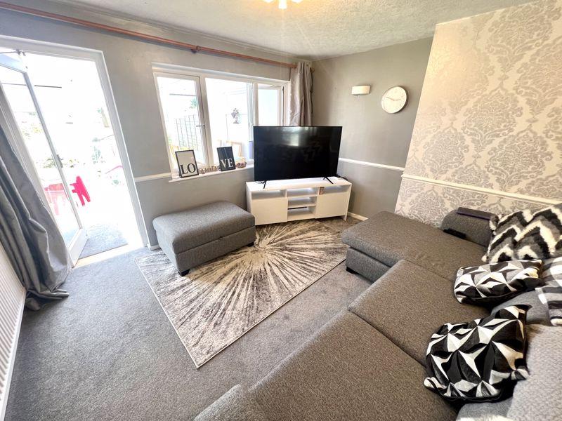 Park Farm Road, Great Barr, Birmingham B43 7QJ 3 bed semidetached