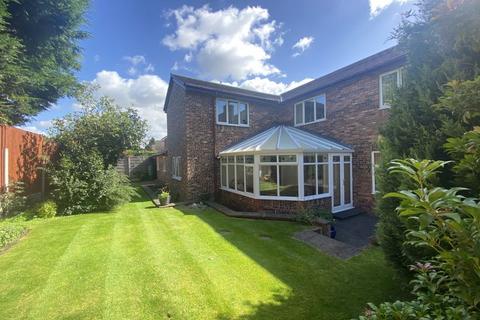 5 bedroom detached house for sale - Kingsley Close, Hartford, CW9 1SD