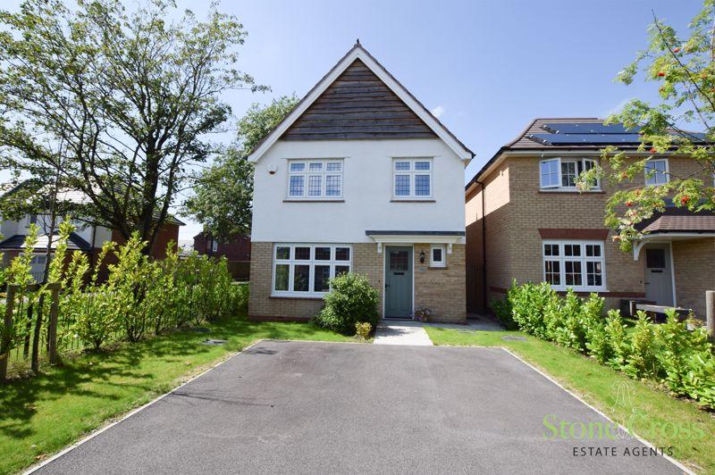 Drive, Astley M29 7UA 3 bed detached house £325,000
