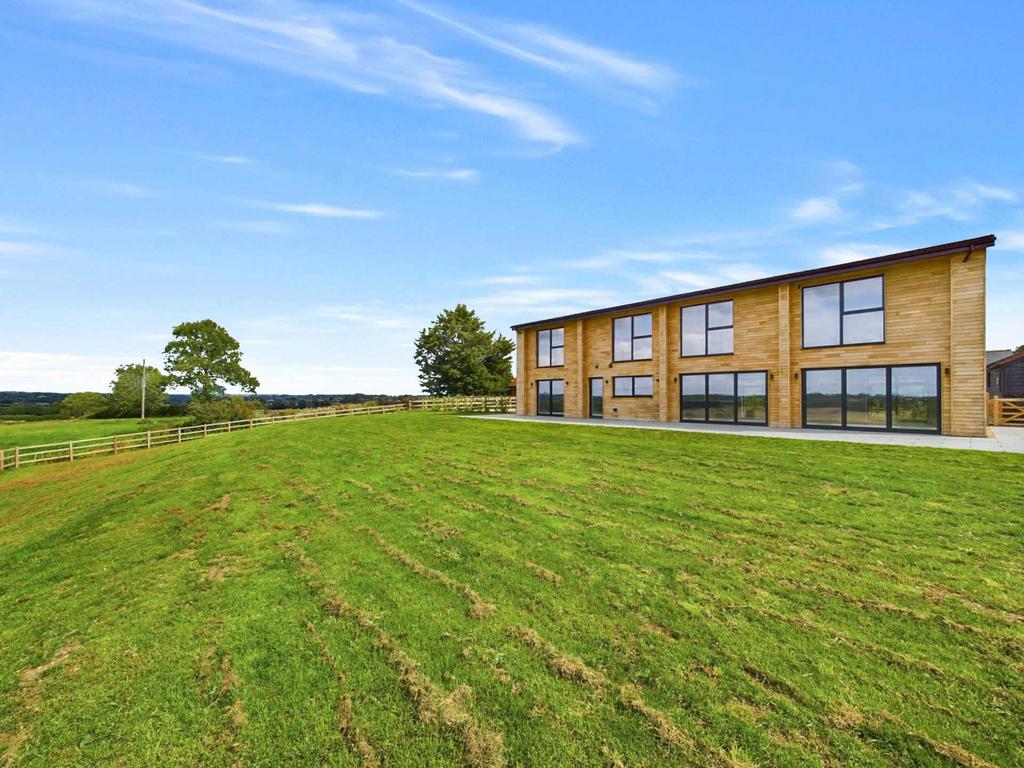 Farm, East Claydon 5 bed country house for sale £1,100,000