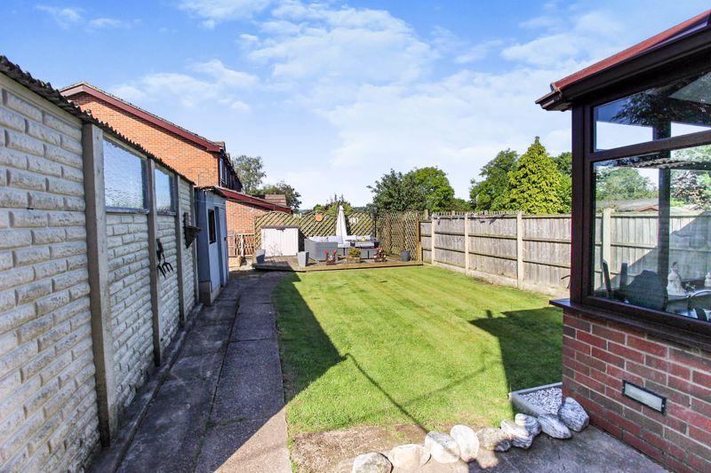 Station Road, Endon, Staffordshire, ST9 3 bed semidetached house for sale £240,000