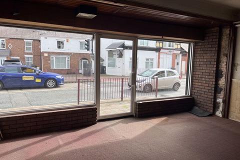 Shop to rent, Chester Road East, Shotton, Deeside