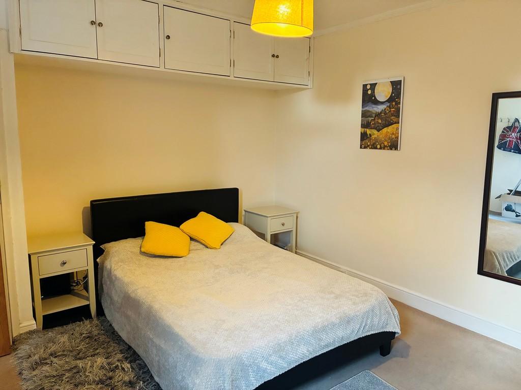 Bedroom4