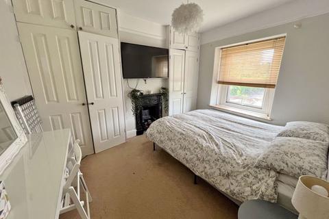25 Adderwell Road, Frome, BA11 1NJ