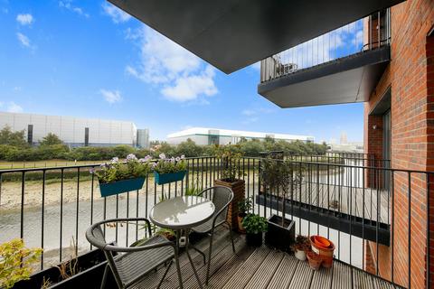 2 bedroom flat for sale - Navigation Road, London E3