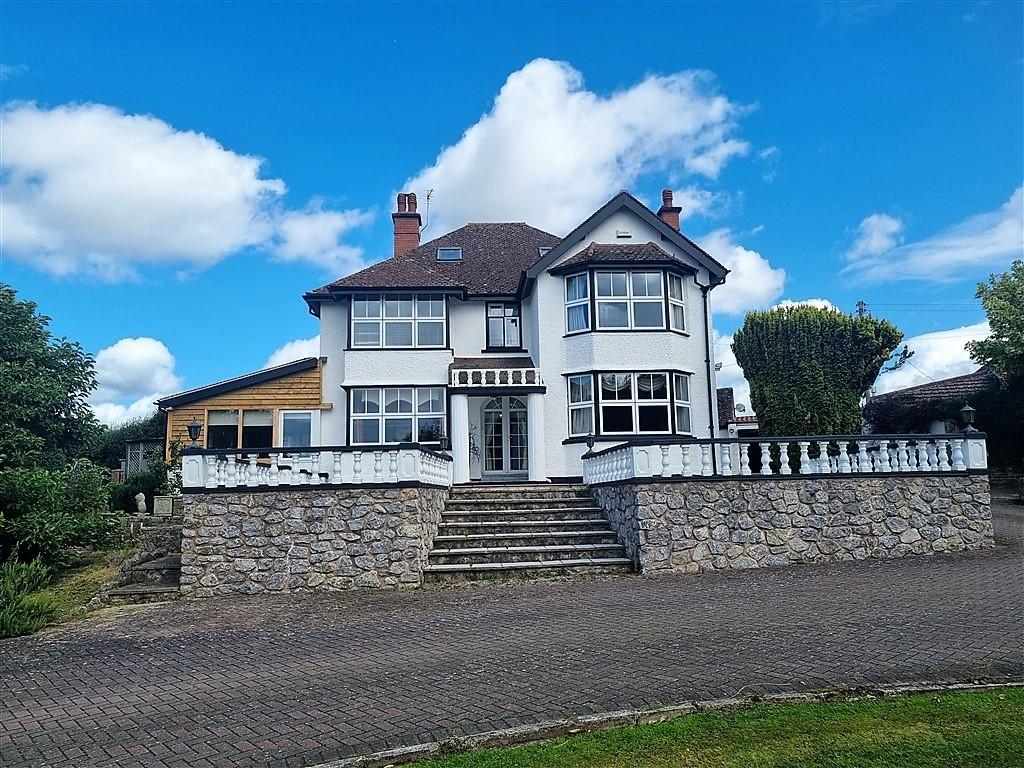 Newtown, Leominster, Herefordshire, HR6 8QD 4 bed detached house for sale £825,000