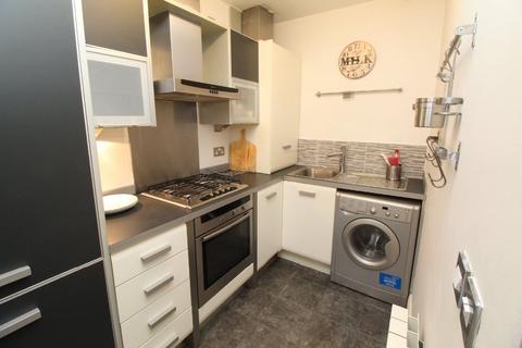 2 bedroom flat to rent, Heatley House,  Mill Lane, Lymm