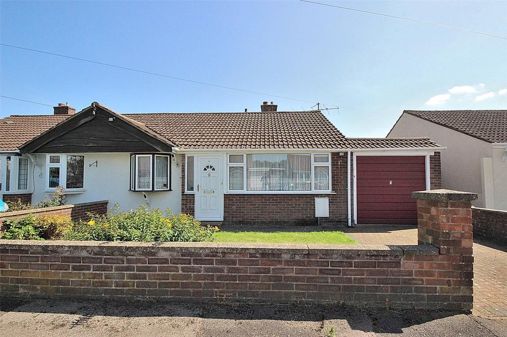 Gostwick Place, Willington, Bedford, Bedfordshire, MK44 2 bed bungalow