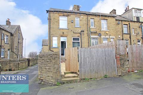 1 bedroom in a house share to rent - 325 New Hey Road, Bradford, BD4 7LD