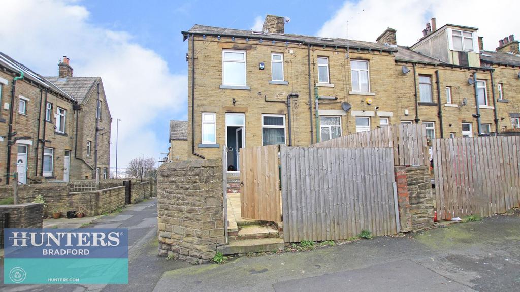 325 New Hey Road, Bradford, BD4 7LD 1 bed in a house share £500 pcm (£115 pw)