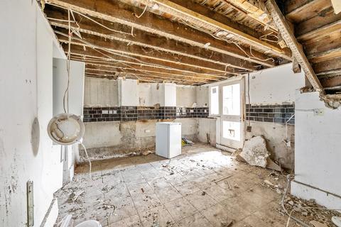 51 Digby Crescent, London, N4 2HS