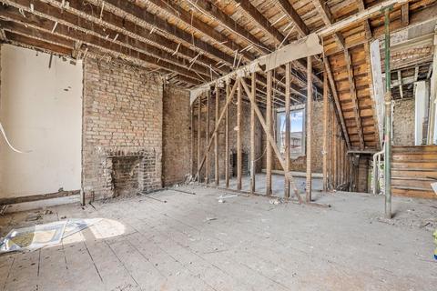 51 Digby Crescent, London, N4 2HS