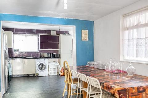 16 Bodney Road, London, E8 1AY