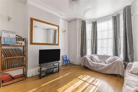 16 Bodney Road, London, E8 1AY