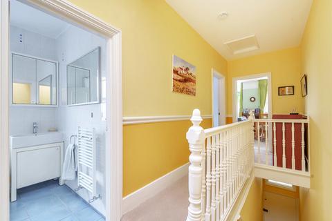 50b Cedar Road, London, NW2 6SP