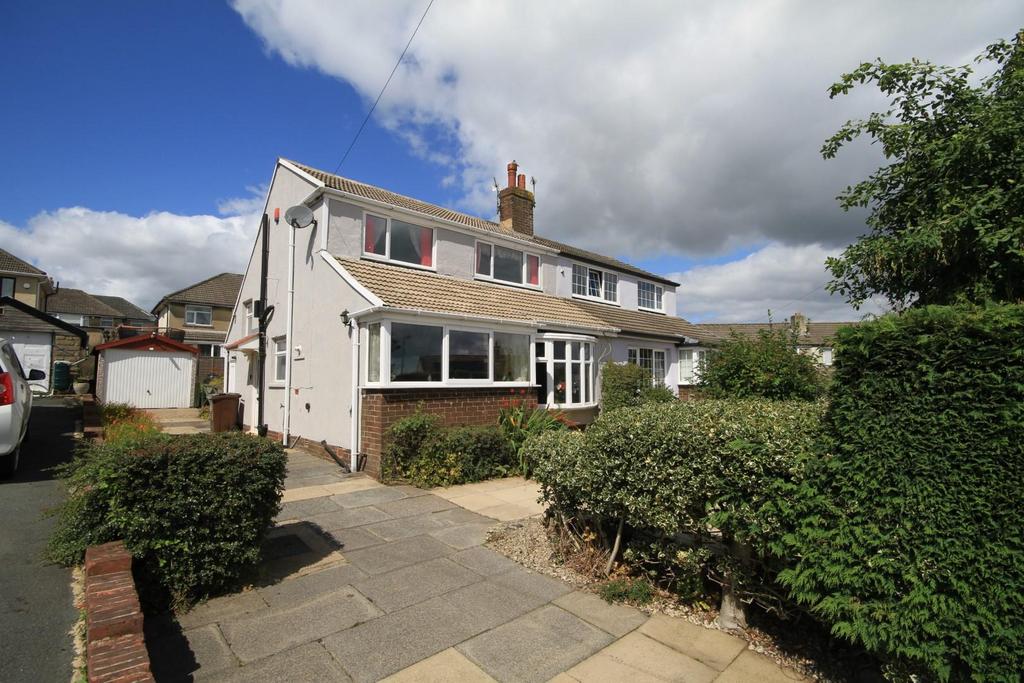 Coombe Hill, Queensbury 2 bed semidetached house for sale £160,000