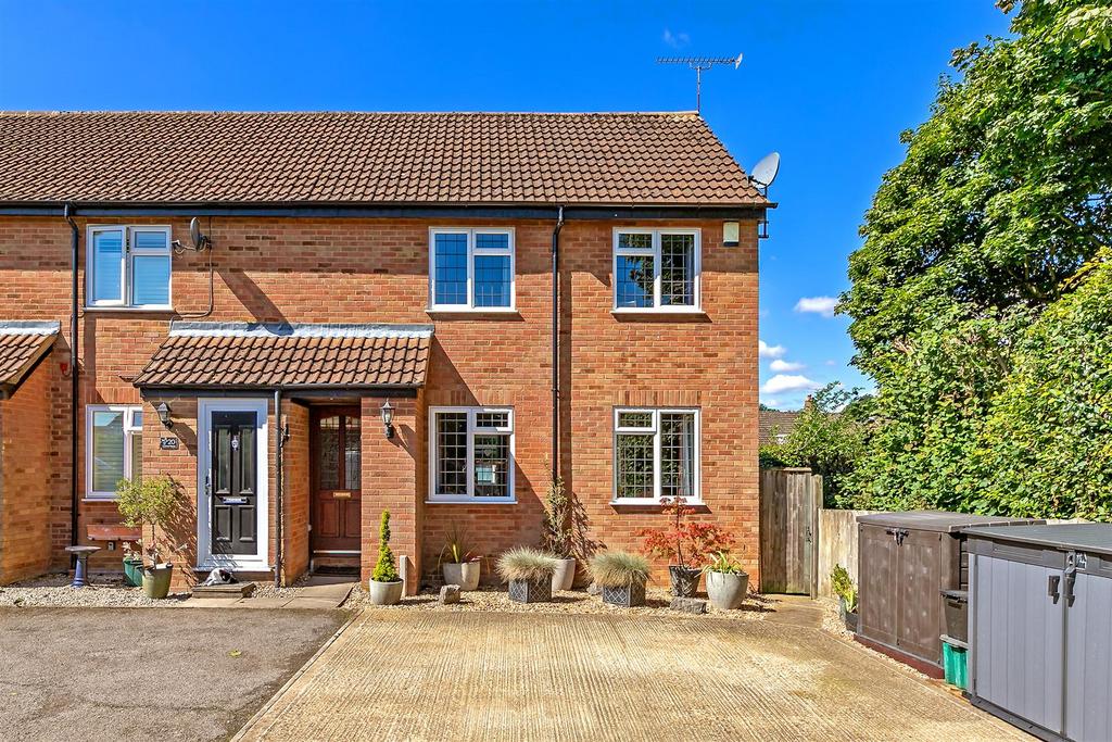 Twyford Road, St. Albans 3 bed end of terrace house £575,000