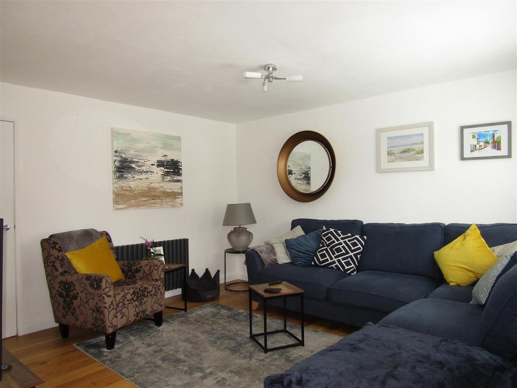 Littondale Avenue, Knaresborough 3 bed semidetached house for sale £