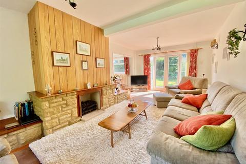 3 bedroom detached bungalow for sale - Grange Crescent, Orton Longueville, Peterborough