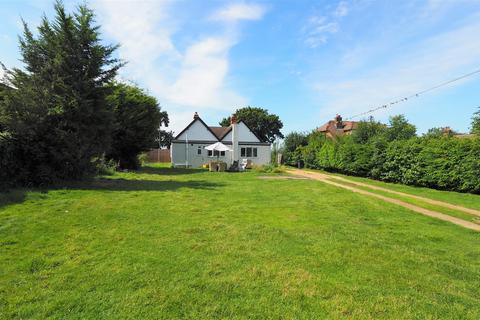 3 bedroom bungalow for sale, Leeds Road, Langley, Maidstone