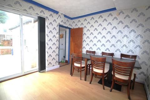 17 Didcot Road, Manchester, M22 1NJ