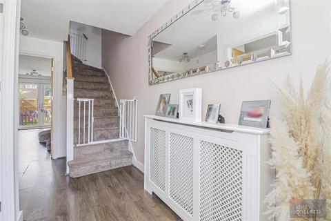 17 Cornwell Close, Buntingford, SG9 9GQ
