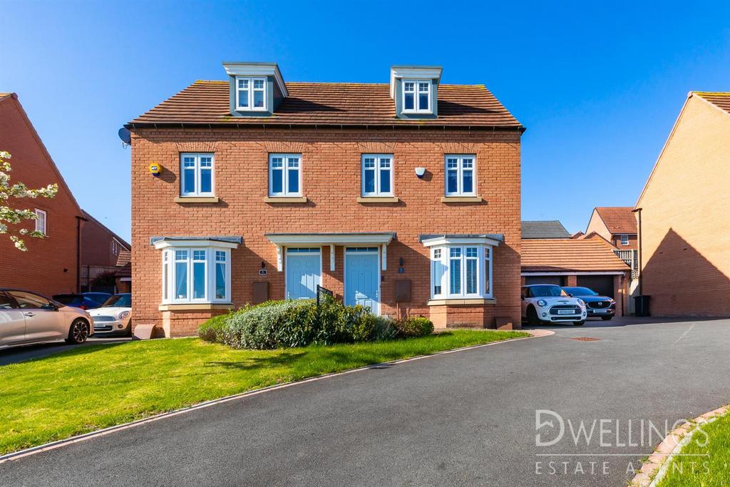 King Lane, Burton-On-Trent 3 bed semi-detached house - £275,000