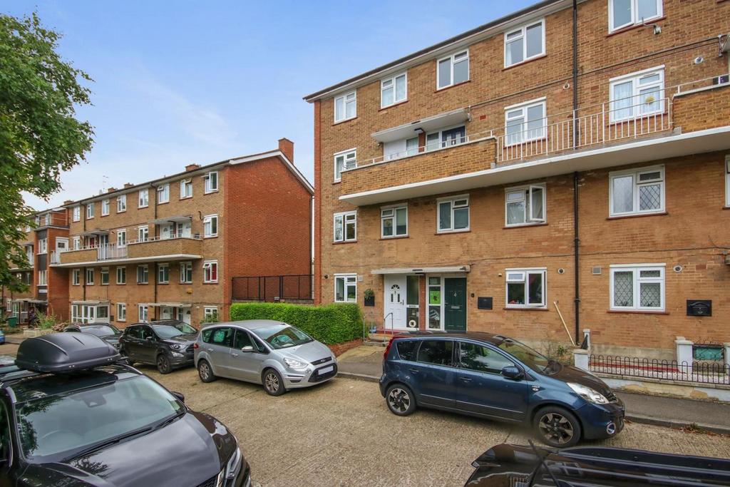 Silverdale, Sydenham 2 bed for sale £375,000