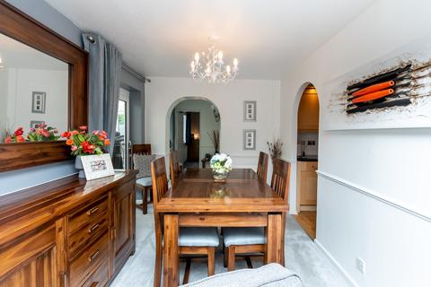 4 bedroom bungalow for sale - Sandicroft Close, Birchwood, Warrington, WA3