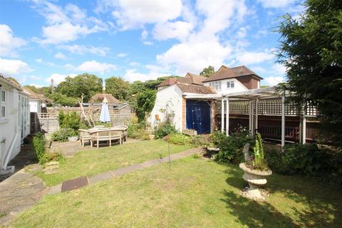 14 Portway, Epsom, KT17 1SU