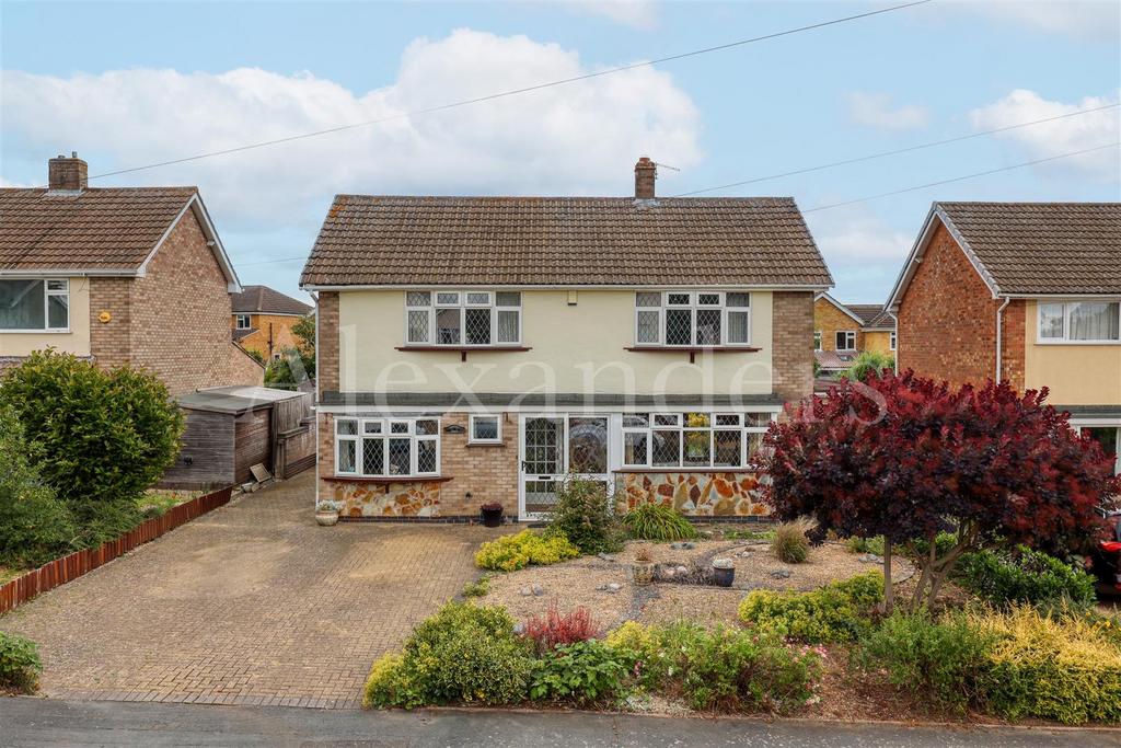 Beechwood Avenue, Melton Mowbray 4 bed detached house for sale £399,995