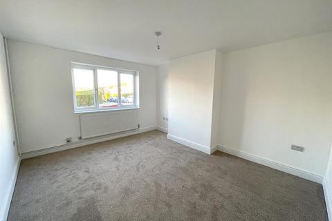 3 bedroom terraced house to rent, Trinity Road, Stamford, LIncs.