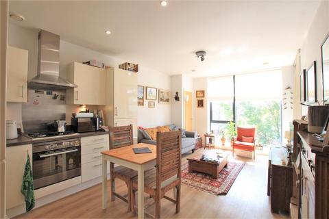 13, Deck Court Tentelow Lane, Southall, UB2 4FD